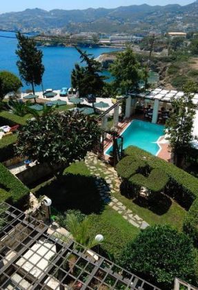 EVA MARE HOTEL & SUITES