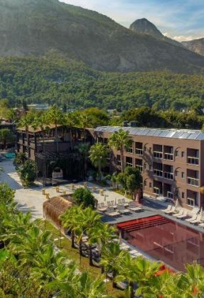 HOTEL GOLDEN SUN