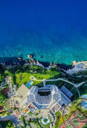 AKRA HOTEL