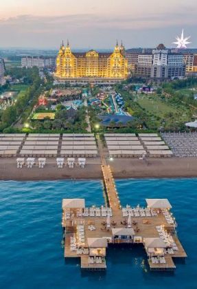 ROYAL HOLIDAY PALACE