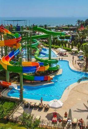 LIMAK LARA DELUXE HOTEL & RESORT