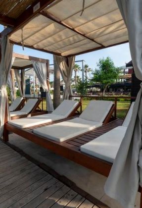 SIAM ELEGANCE HOTELS & SPA