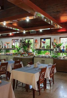 CLUB AKMAN BEACH HOTEL