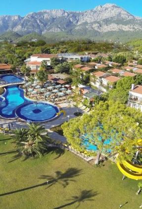 CLUB BORAN MARE BEACH