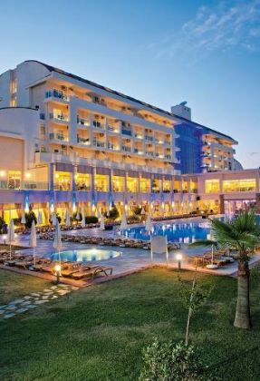 TITAN SELECT HOTEL