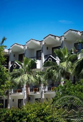 CLUB HERAKLES HOTEL