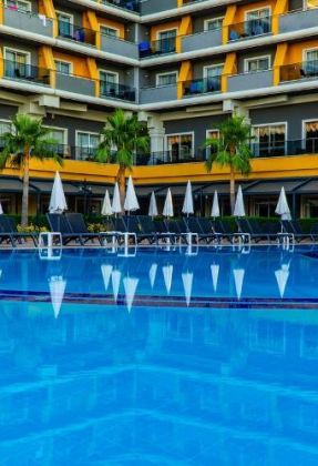 SENZA THE INN RESORT & SPA