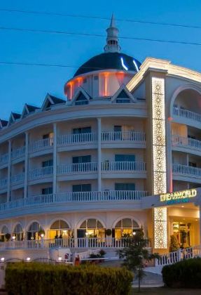 DREAM WORLD RESORT