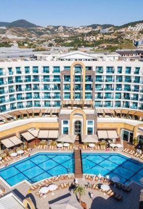 THE LUMOS DELUXE RESORT HOTEL & SPA