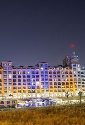 J'ADORE DELUXE HOTEL & SPA