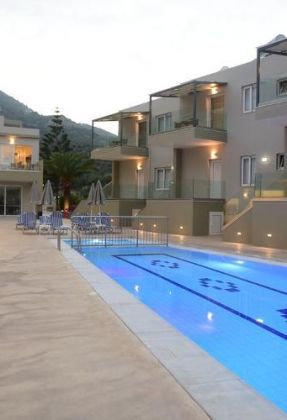 BLUE HORIZON APARTMENTS