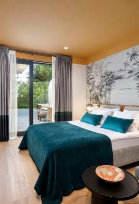 SHERWOOD PREMIO HOTEL