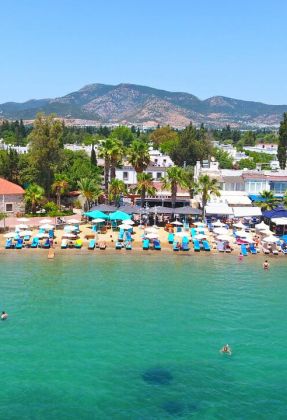 BLUE BAY BEACH