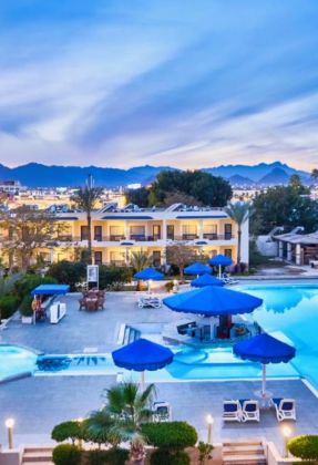 CATARACT RESORT