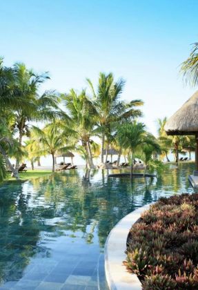 LUX LE MORNE