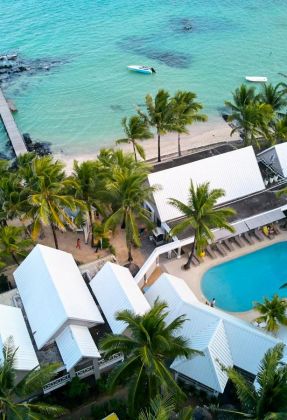TROPICAL ATTITUDE (ADULT-ONLY 18+)
