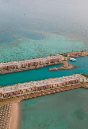 SUNNY DAYS EL PALACIO RESORT