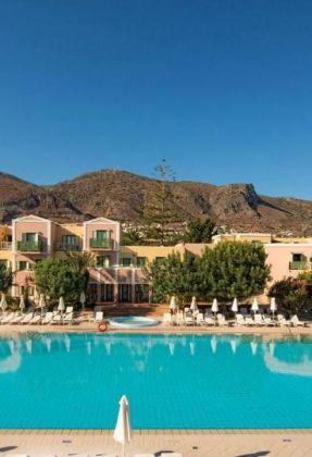 Silva Beach Hotel LUX