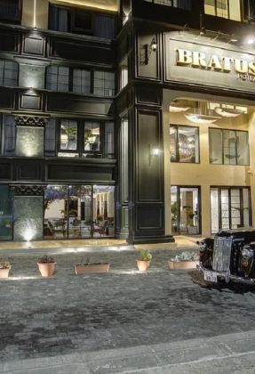 Bratus Hotel (Adults only)
