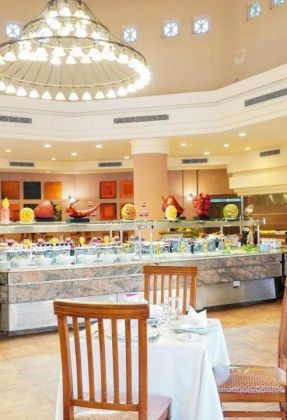 Charmillion Gardens Aqua Park Superior